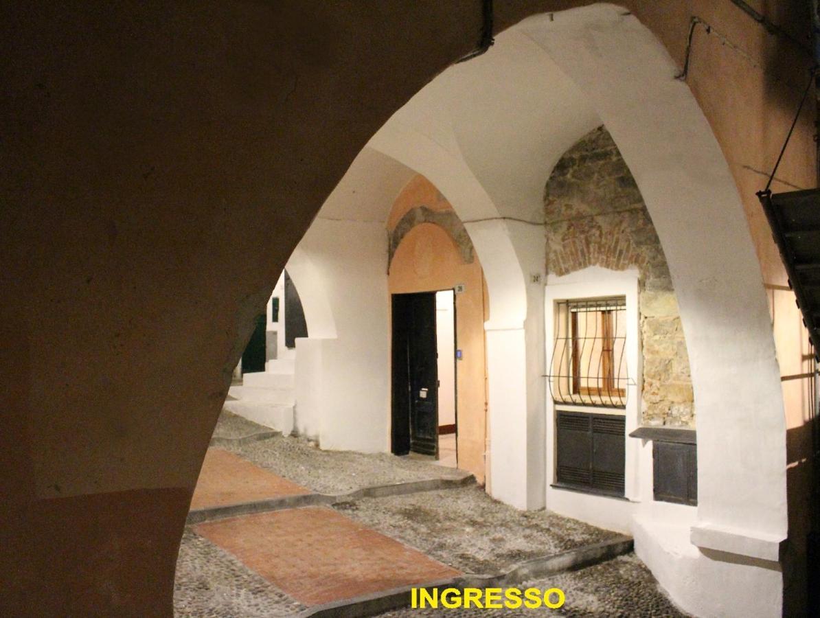 In Centro Citta, Nei Vicoli Del Borgo Apartment