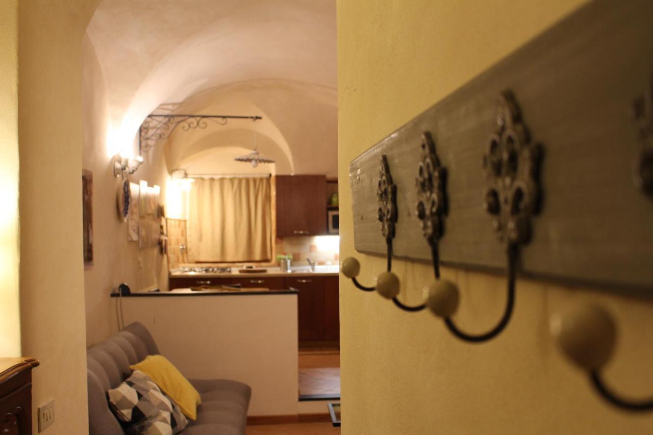 In Centro Citta, Nei Vicoli Del Borgo Apartment *